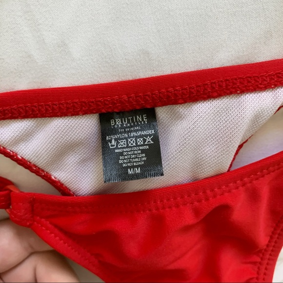 Red BoutineLA Set - Picture 2 of 4